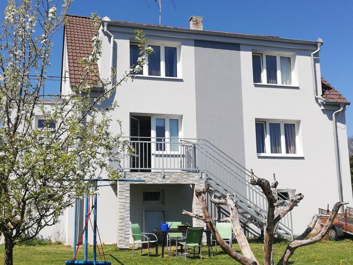 Apartmany Mk U Modre Kocky Nové Hrady Dış mekan fotoğraf